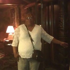 Meet your Posher, Calin